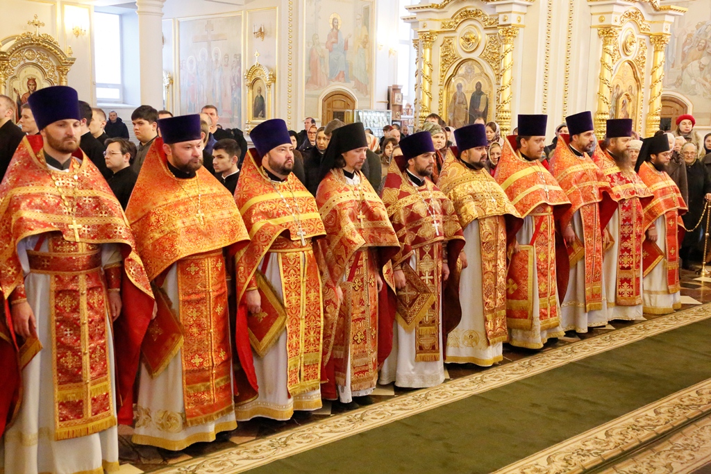 в Свято-Феодоровском кафедральном соборе была совершена Божественная литургия